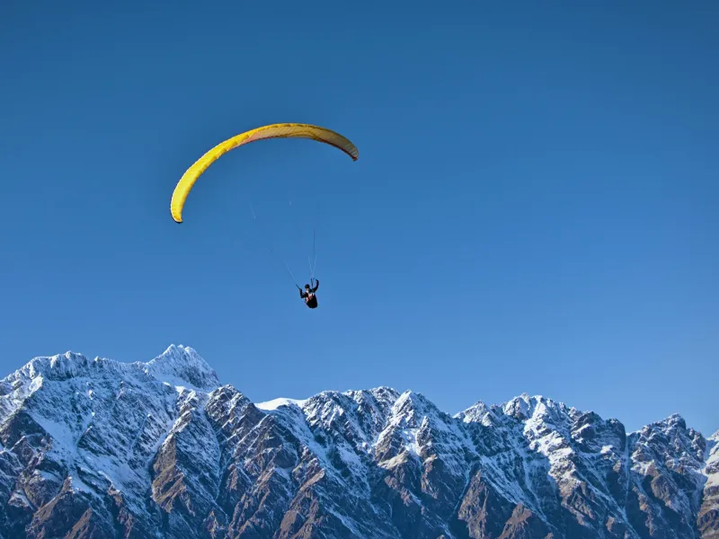 Alanya Paragliding: Tandem Flight from 800 Meters with Beach Landing